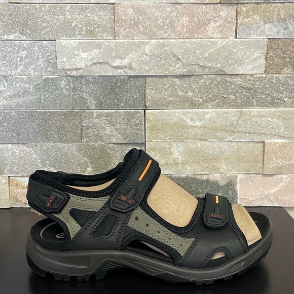 ECCO Shoes Men's Yucatan Camo Sport Sandals - Picture 10 of 12
